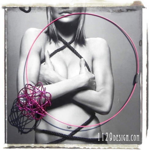 blomming-collana-rosa-gomitolo-filo-pink-wire-yarn-handmade-necklace-1129design